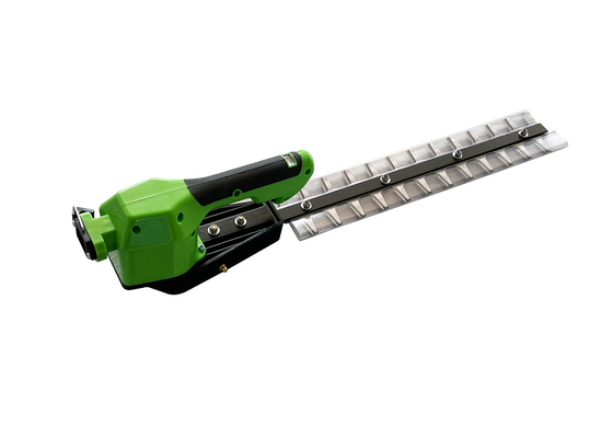 Low Carbon Rechargeable Electric Hedge Trimmer With 750MM Blade